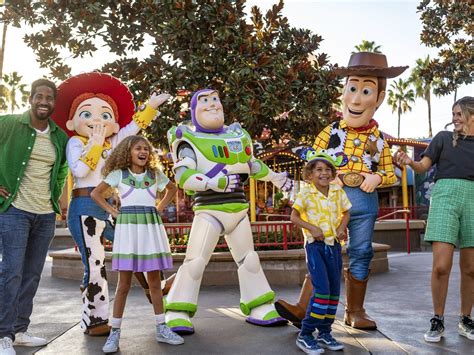 Disneyland Resort launches limited-time reduced ticket option - TravelPress