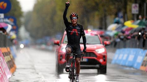 Jhonatan Narv Ez Gan En Solitario La Etapa Del Giro De Italia