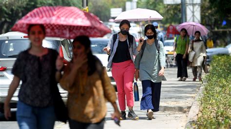 Weather Updates Mercury Likely To Soar Above 40 Degrees In Delhi In Next 2 Days Heatwave Unlikely