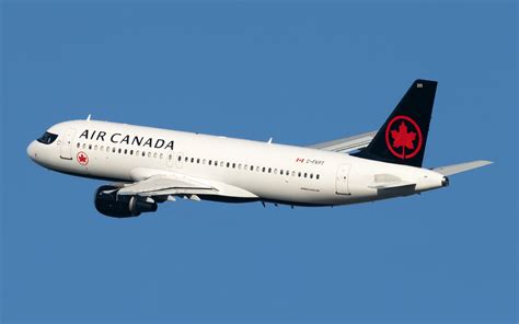 Air Canada Lowers 2024 Profit Forecast Due To Over-Capacity Issues