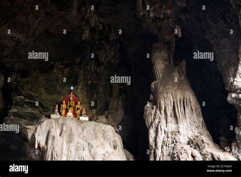 Buddha Statues Inside Sadan Cave Aka Saddar Caves Hpa An Kayin