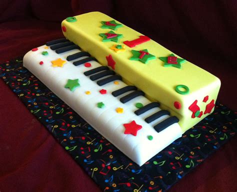 Piano Cake Made To Replicate A Childs Toy Piano Special Birthday