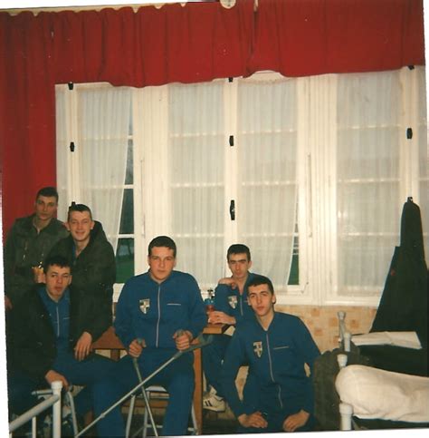 Photo De Classe Copain De Chambre De 1989 8 Eme Ri Copains D Avant