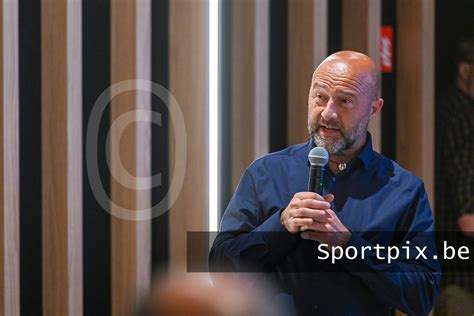 Scheidsrechter Van Het Jaar Verkiezing Sportpix Be