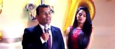 BOMBA Pastor da Assembleia de Deus assume que é gay ao lado da namorada assista Católicos