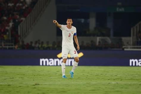 5 Potret Tampan Jay Idzes Pemain Timnas Indonesia Pertama Cetak Gol Di