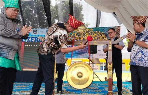 Bupati Enos Buka Festival Sebiduk Sehaluan 2023 Dan Resmikan Website