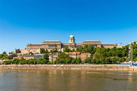 Budav Ri Palota Buda Castle Budapest Hungary From The Danube Editorial