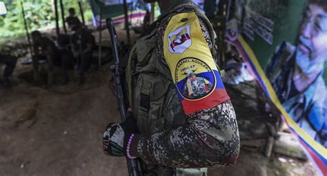 Colombia Gobierno Y Disidencias De Las Farc Establecer N Mesa De