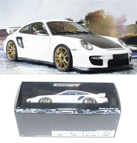 【目立った傷や汚れなし】ミニチャンプス 118 2011 ポルシェ 911 Gt2 Rs 997 6代目 後期型 白 504台限定 Porsche Minichamps 100069406