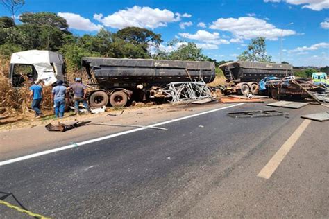 Um Morre E Dois Ficam Feridos Em Acidente Na Br 163 Cáceres News Mt