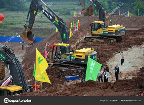 Excavators Pictured Construction Commencement Ceremony Chengdu Tianfu ...