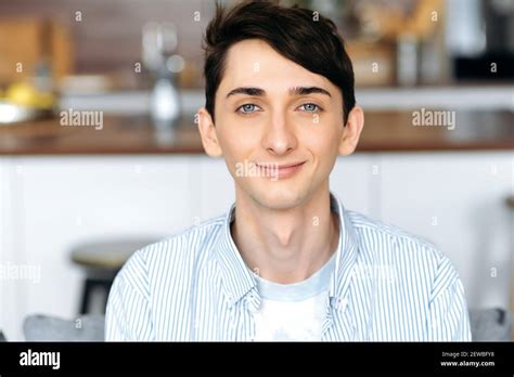 Gay teenager Banque de photographies et dimages à haute résolution Alamy