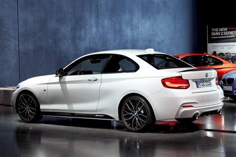 Bmw M240I Specs Kw / The New Bmw 2 Series Coupe The New Bmw 2 Series ...