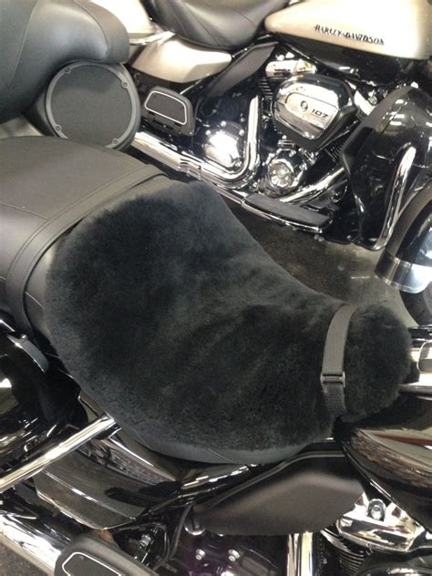 Sheepskin Motorcycle Seat Cover Pad – Driver | Engel Worldwide