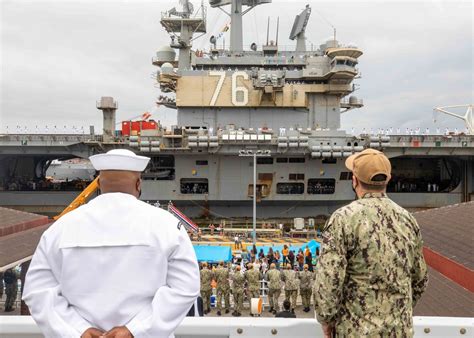 DVIDS Images USS Ronald Reagan CVN 76 Return To Yokosuka Image