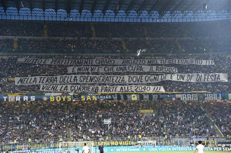 Inter Juventus La Coreografia Dei Tifosi Nerazzurri Sorprendente Il