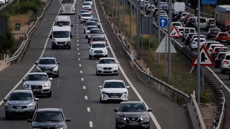 La Dgt Prev Desde Este Viernes Millones De Desplazamientos En La