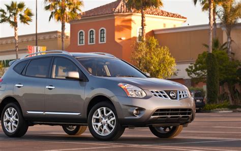 Le Nissan Rogue S AWD 2013 Un véhicule fonctionnel dans un emballage