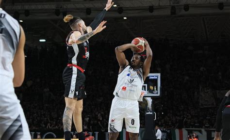 Live Tortona Virtus Bologna Gara Semifinale Playoff Serie A