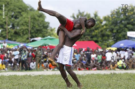 La saison des Evala République Togolaise