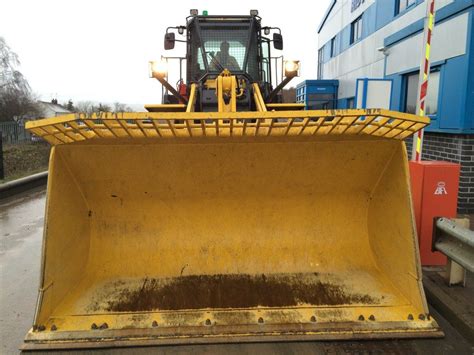 WA380 Waste Spec Loading Shovel Hire Ridgway Rentals Plant Hire