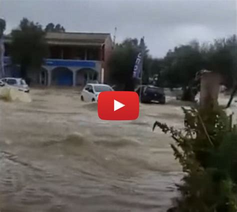 Meteo Cronaca Diretta Atene Piogge Torrenziali Inondano Gran Parte