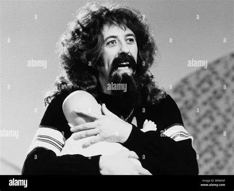 DUSTIN GEE COMEDIAN (1984 Stock Photo: 31292878 - Alamy