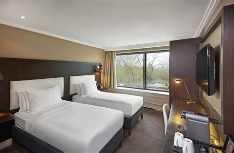 DoubleTree by Hilton Hotel London – Hyde Park - YoNinja - Restaurants ...