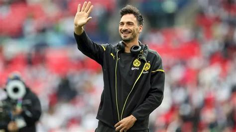 Winter Internationale Transfers Und Ger Chte Mats Hummels Vor