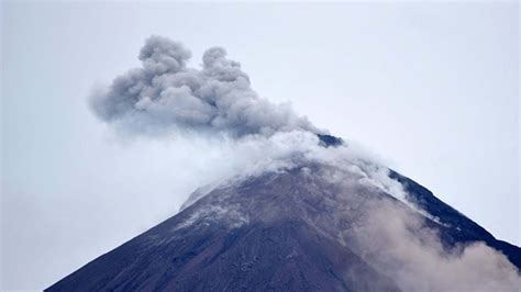 Vulcão entra em erupção no sul do Japão Mundo SÁBADO