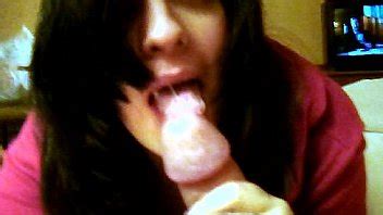 AMATURE HOMEMADE SEXY PUERTO RICAN LATINA POV BLOW JOB SWALLOWS BOYFRIEND XNXX