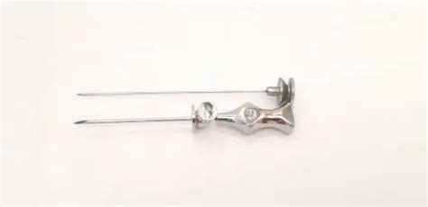 Stainless Steel Silver Bonemarrow Aspiration Needle For Hospital At Rs