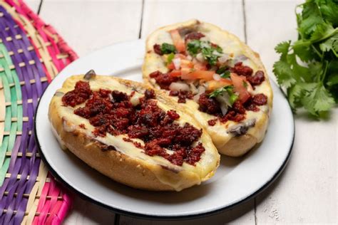 Molletes, Traditional Mexican Open-Faced Sandwich