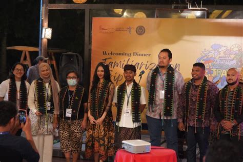 Intip Potensi Wisata Religi Dan Budaya Di Labuan Bajo Ada Patung Yesus