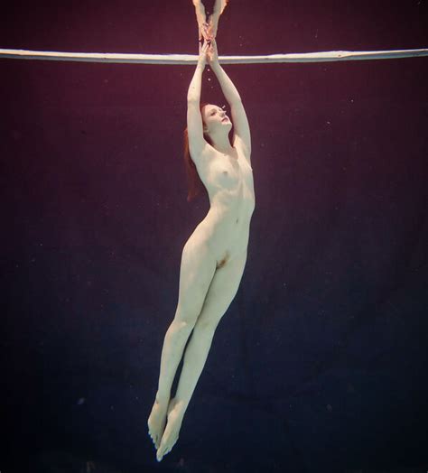 Underwater Hotties Vol D Unwtr C Porn Pic