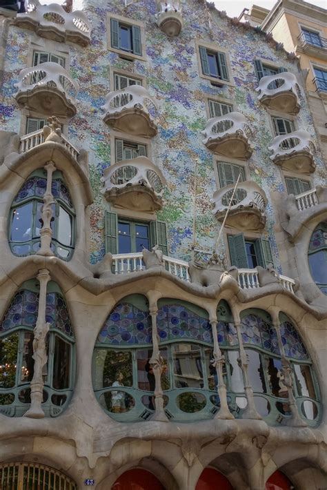 Salvador Dali Building In Barcelona Travelinspiration Buildings