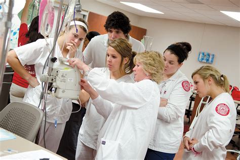 Mennonite Milestone: Nursing college celebrates centennial - News ...