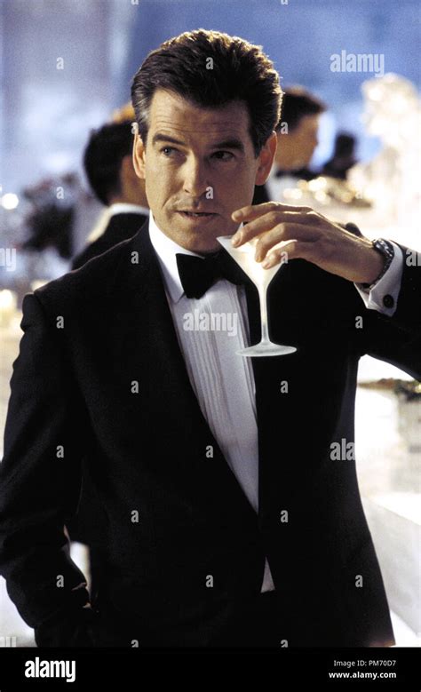 James Bond Tuxedo Pierce Brosnan