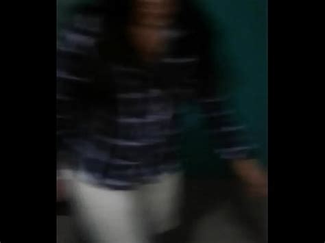 Dándole una nalgada a mi amiga XVIDEOS