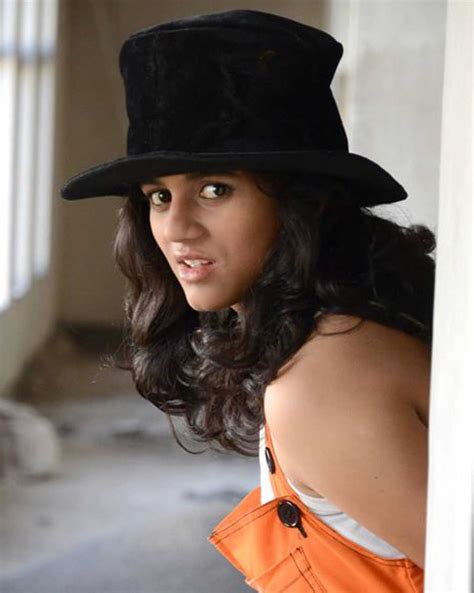 Rucha Apte movies, filmography, biography and songs - Cinestaan.com