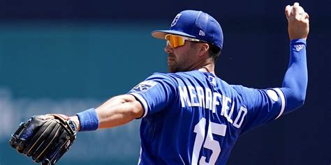 Whit Merrifield restructures Royals contract