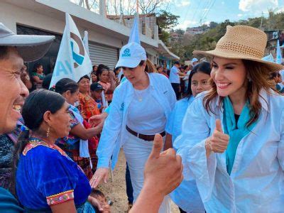 Hija De Exdictador Y Exprimera Dama Lideran Carrera Presidencial En