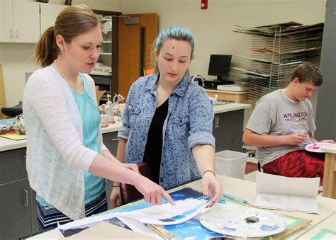 Shades Of Color Art Students Create Monochromatic Self Portraits