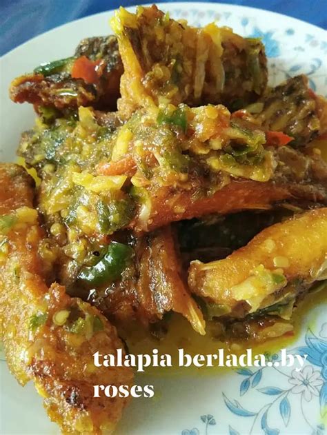 Ikan Talapia Goreng Berlada Tilapia Stock Photos Pictures