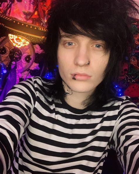 Emo Men Emo Guys Jake Weber Johnnie Guilbert Goth Boy Ronnie Radke