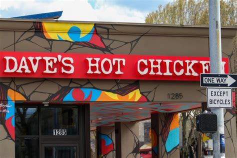 Daves Hot Chicken Announces Switch To All Vegan Menu Daily Emerald