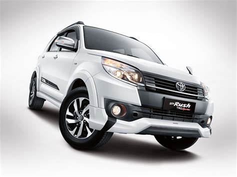 Harga Dan Spesifikasi Toyota New Rush 2015 Gagah Dan Sporty Rancah Post