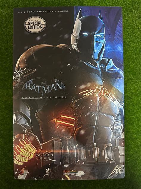 Hot Toys Vgm Batmanxe Suit Carousell