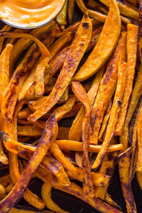 Baked Sweet Potato Fries With Sriracha Dipping Sauce Gimme Delicious